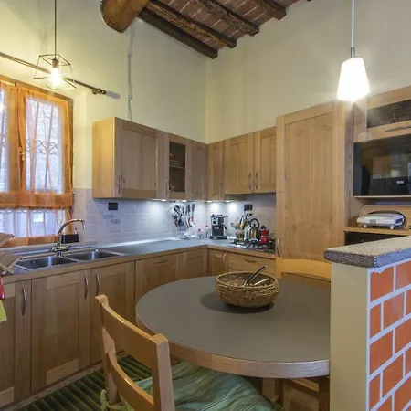 Borgo Buio Town House *